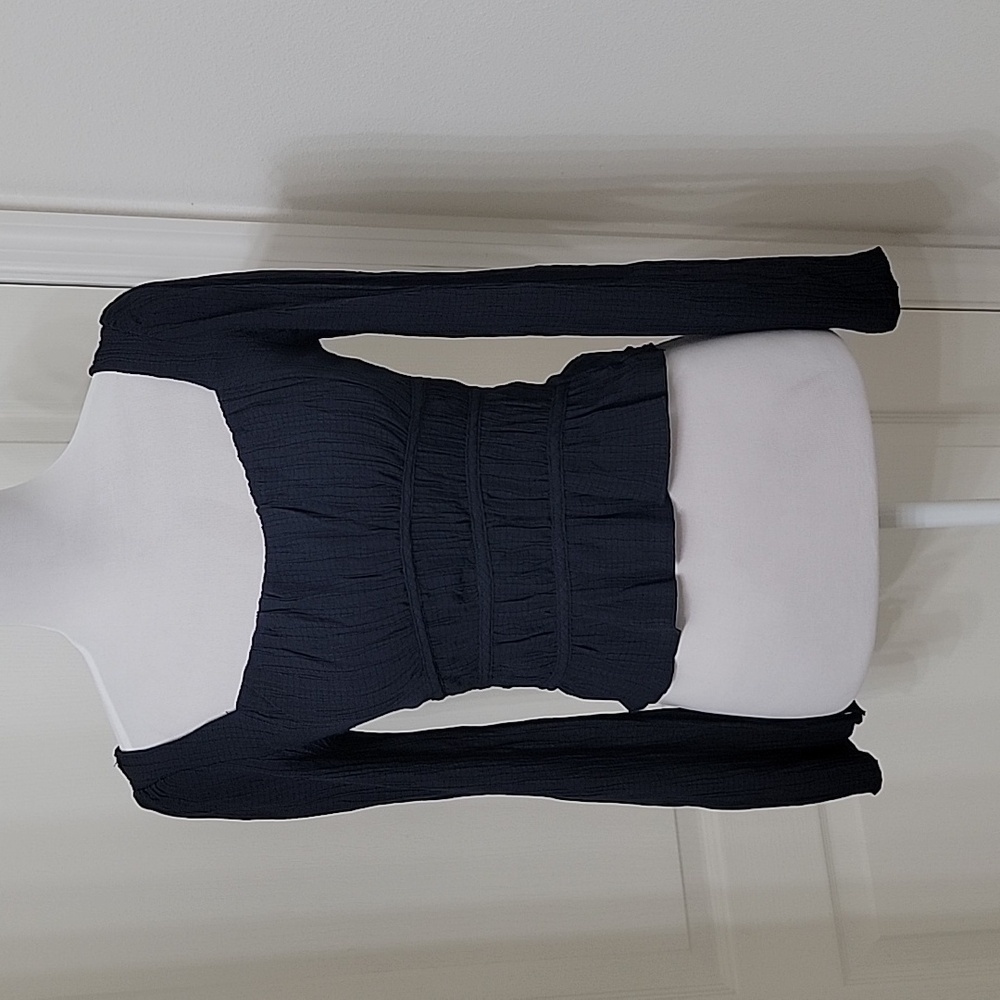 Kirious Size S Navy Blue Long Sleeve Smocked Crop Blouse